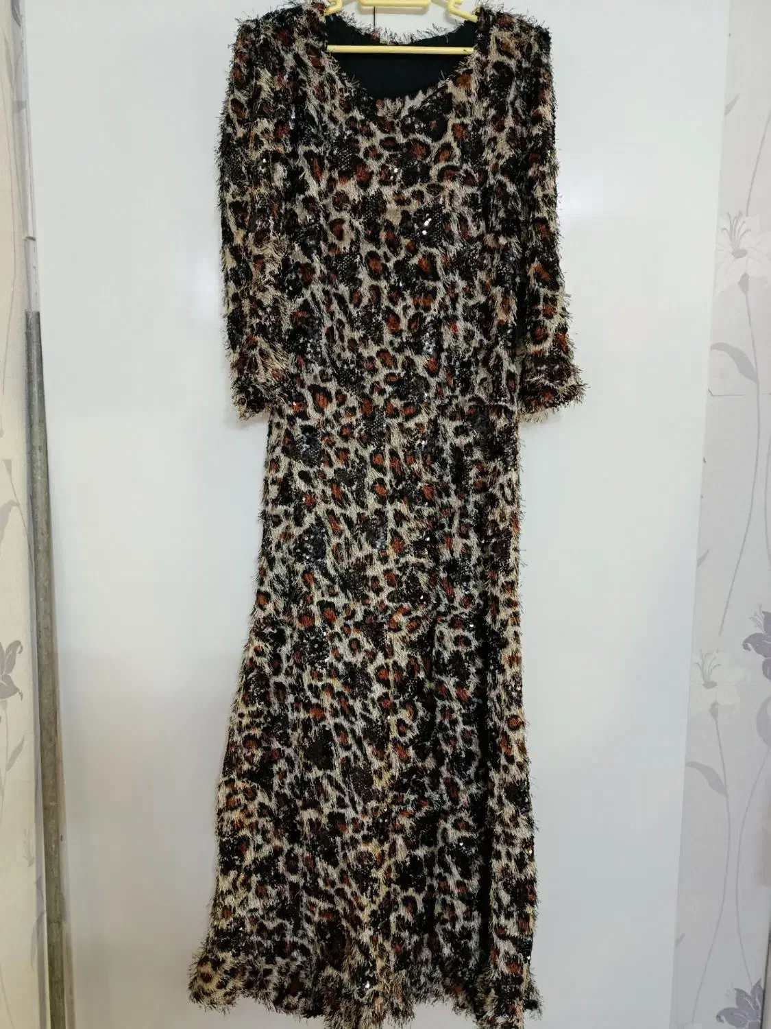 لباس مجلسی|لباس|قزوین, |دیوار