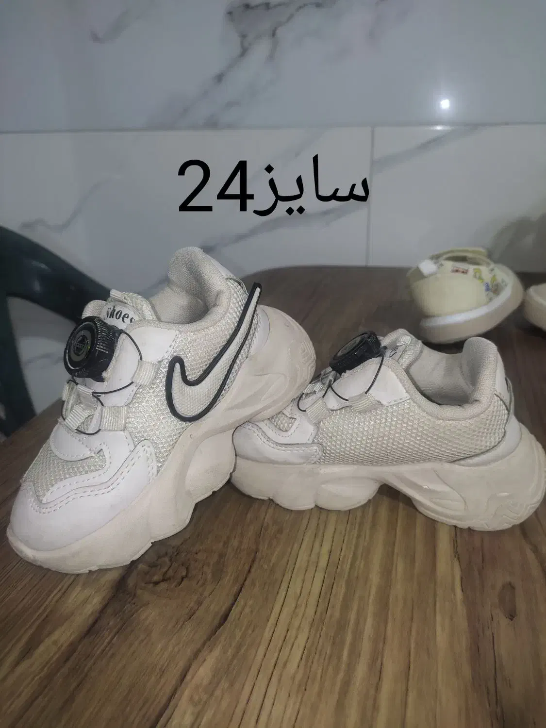 کفش بچگانه نایک آدیداس..قیمت توافقی بسیار زیبا|کیف، کفش، کمربند|مهاباد (آذربایجان غربی), |دیوار