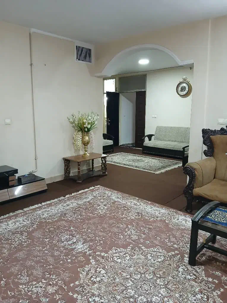 آپارتمان مبله در انقلاب و پیچ شمرون|اجارهٔ کوتاهمدت آپارتمان و سوئیت|تهران, بهارستان|دیوار