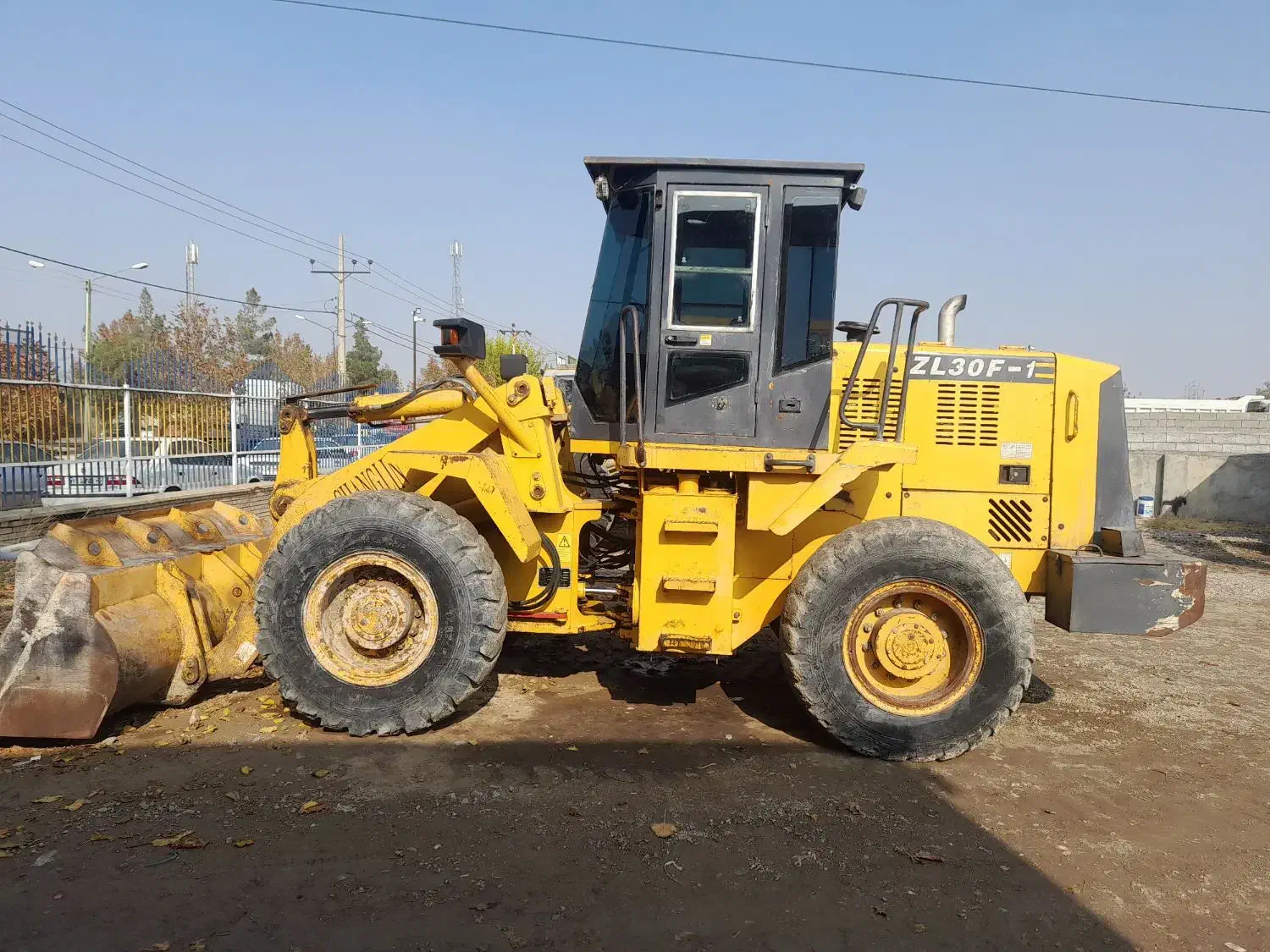 لودر دلتا زدل ۳۰ مدل۲۰۰۹|خودرو سنگین|اسلام‌شهر, ملک‌آباد|دیوار
