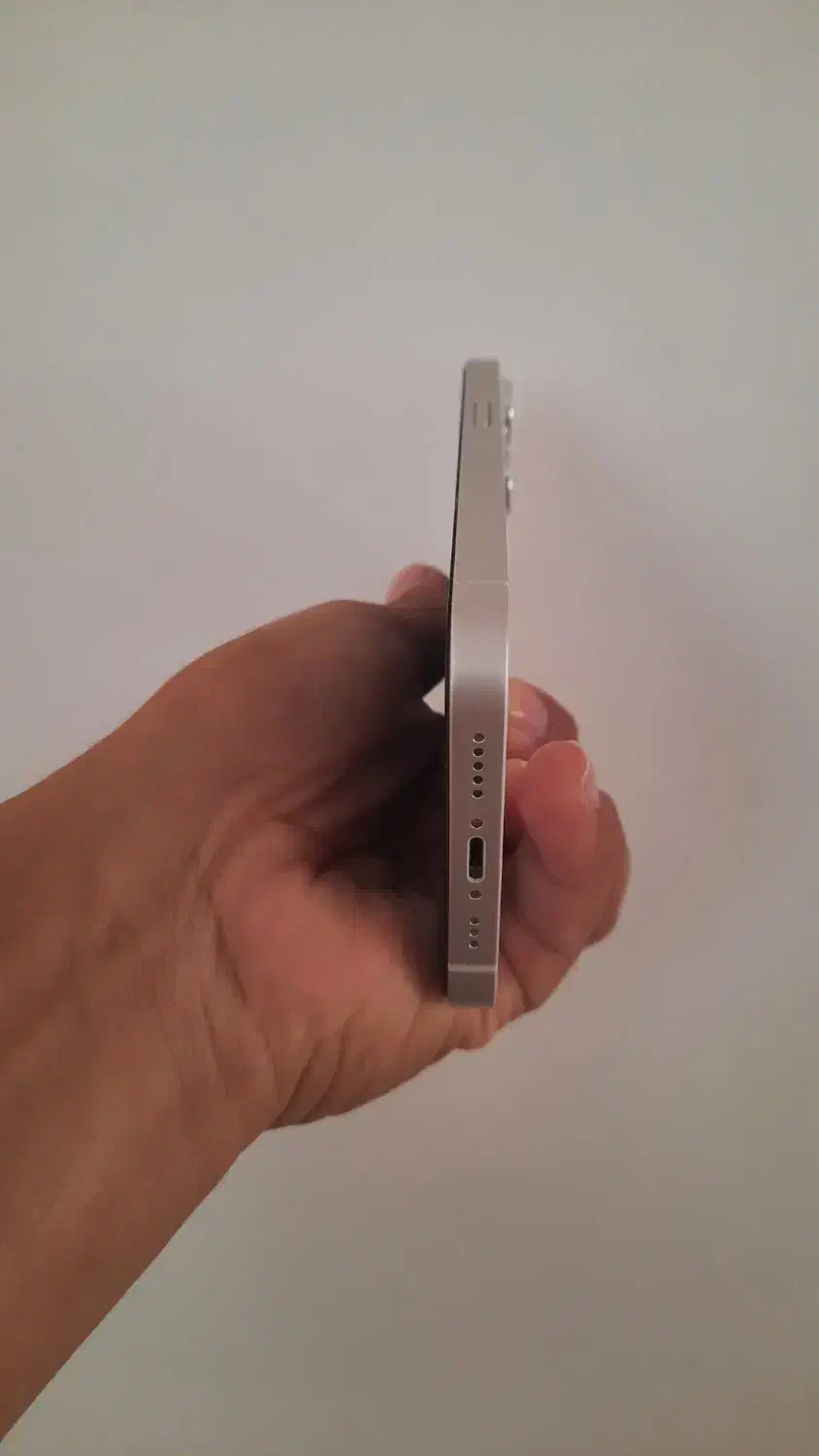 اپل iPhone 13 با حافظهٔ ۱۲۸ گیگابایت|موبایل|آق قلا, |دیوار