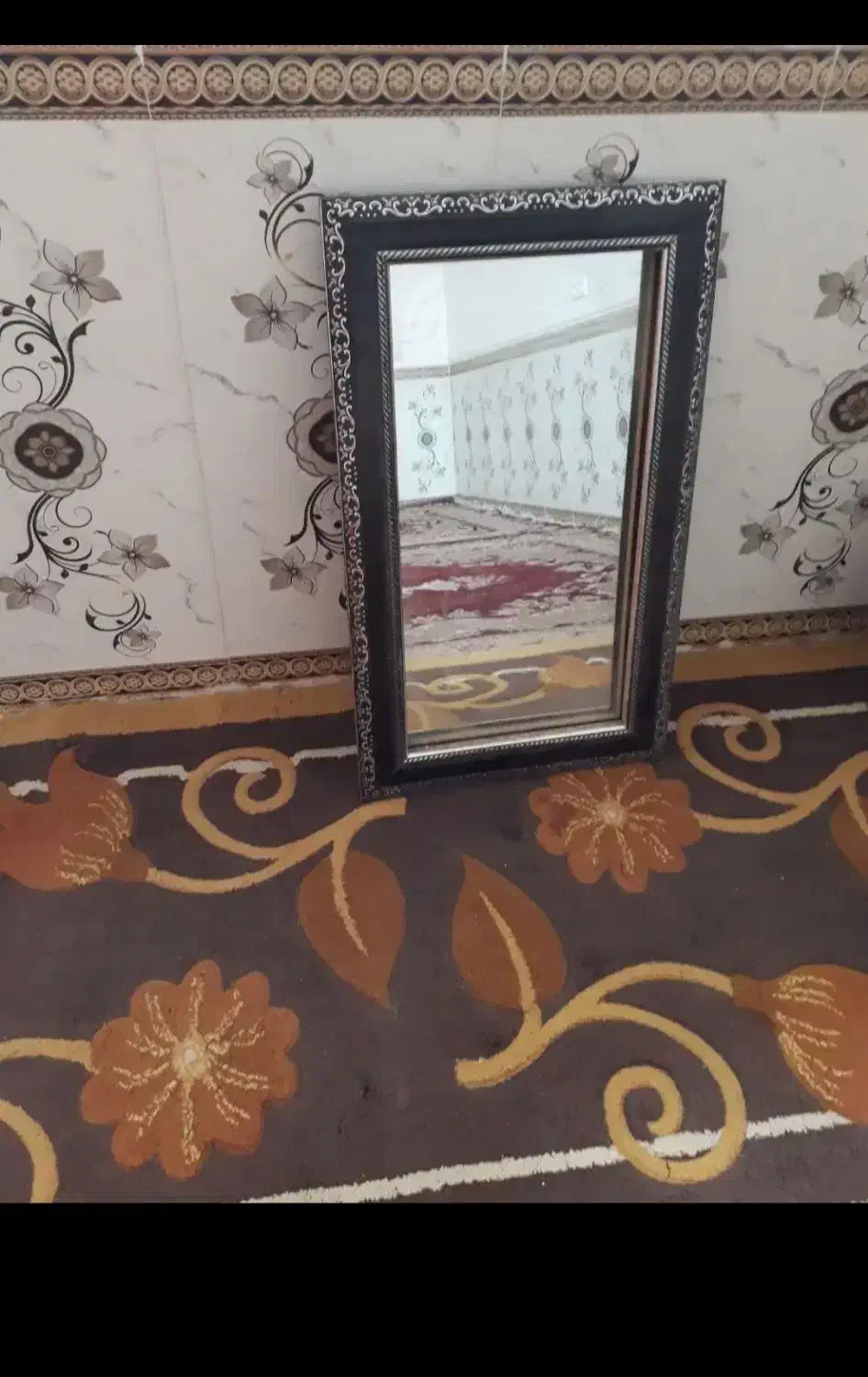 آینه|آینه|اهواز, کمپلو جنوبی|دیوار