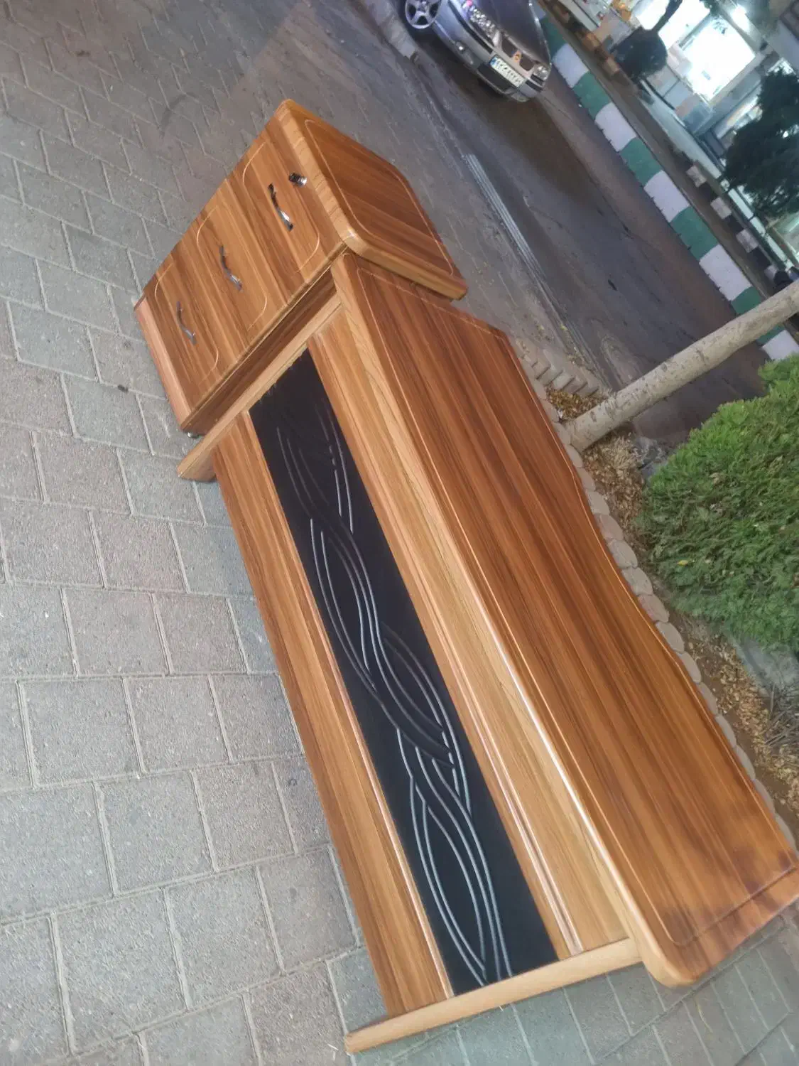 میز مدیریت تمام وکیوم و میز هایگلاس ال دار|دفتر کار|سقز, |دیوار