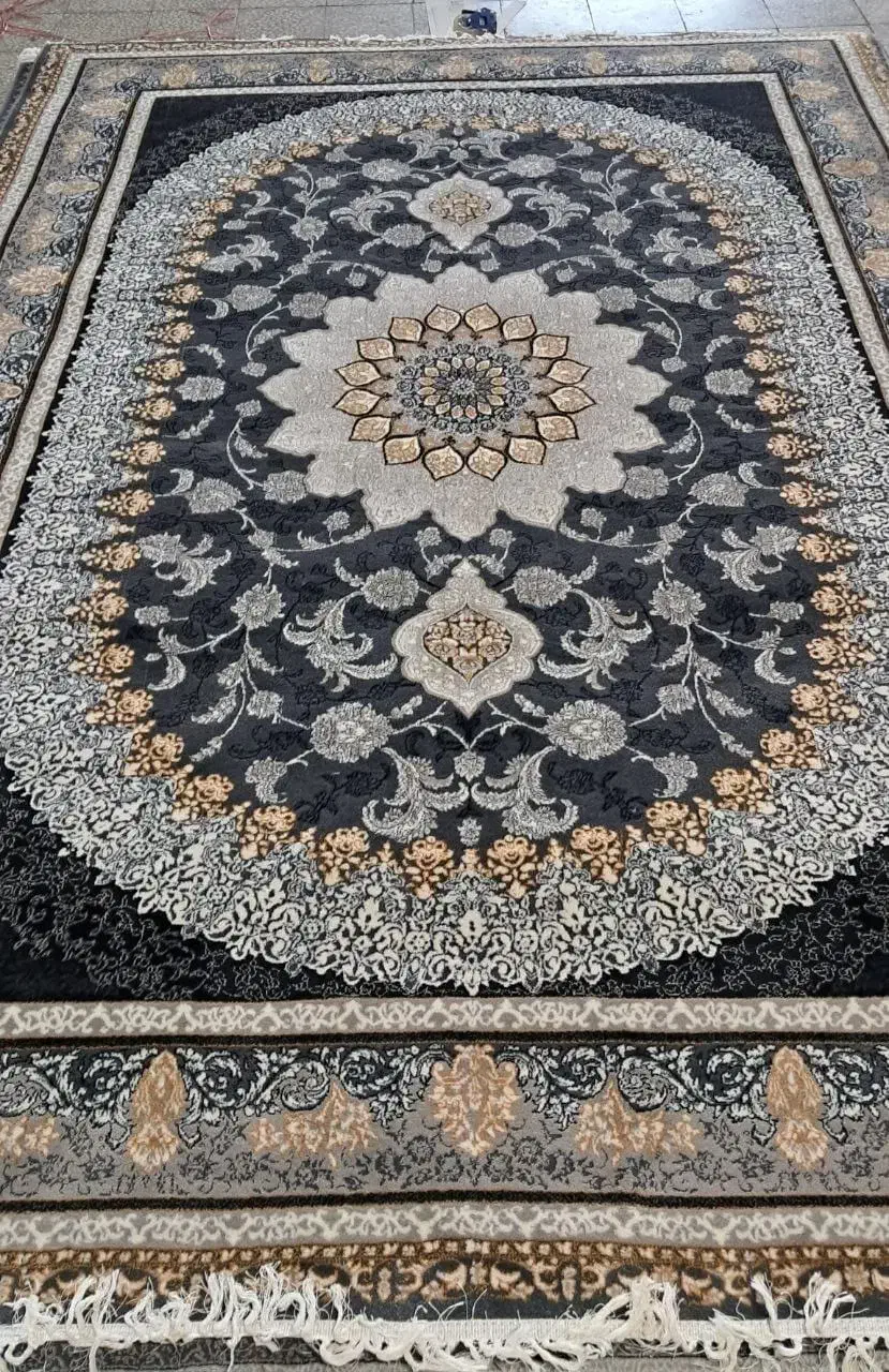 فرش کلان زیر  نرخ بازار /تنوع طرح و رنگ|فرش|ساری, |دیوار
