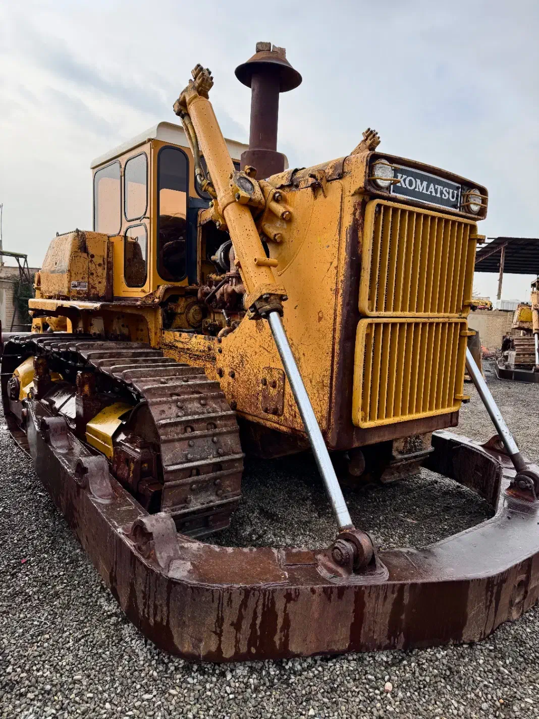 بلدوزر۱۵۵سریال۲۶هزار|خودرو سنگین|اسلامشهر, ملکآباد|دیوار