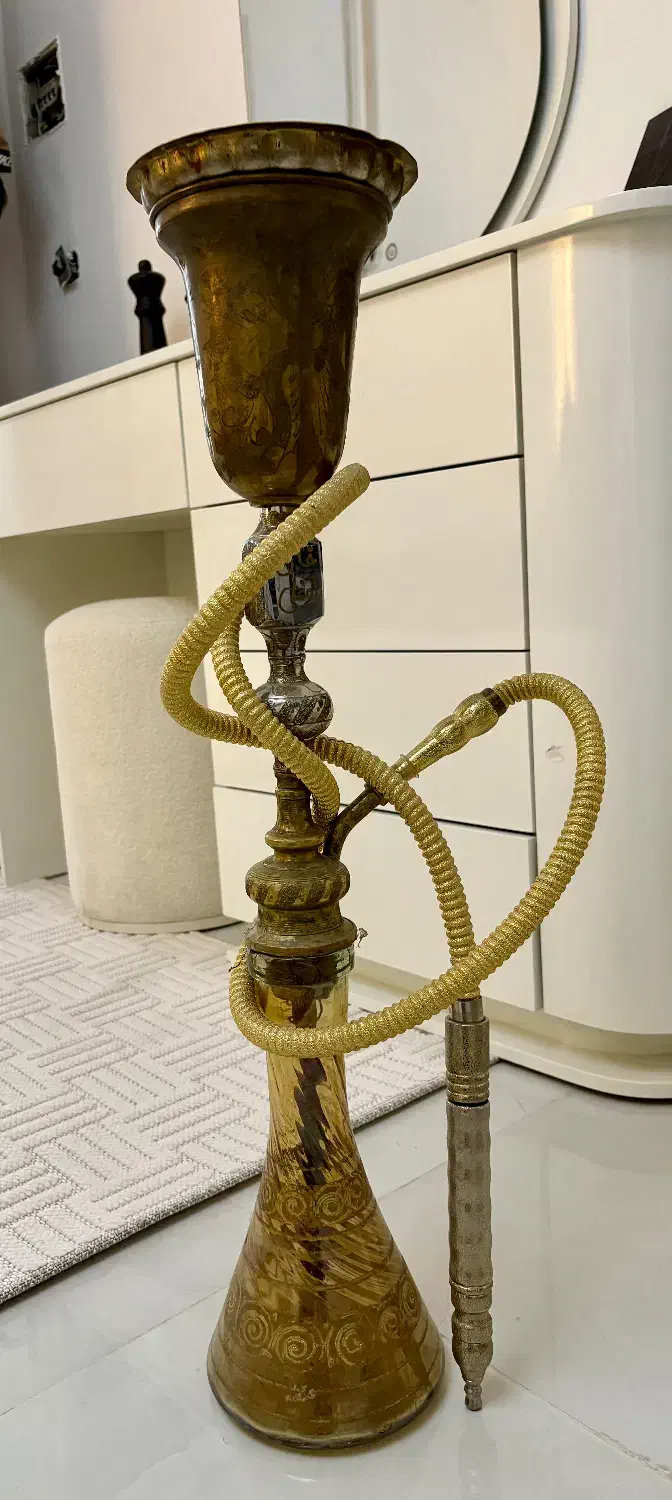 قلیون اصل حاج اوغلی کاملا سالم|کلکسیون و سرگرمی|تهران, دهم فروردین|دیوار