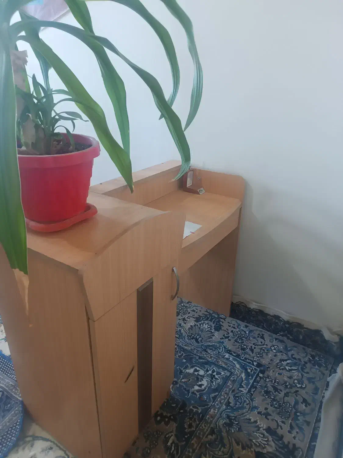 میز|میز تحریر و کامپیوتر|مرودشت, مسکن مهرگان|دیوار