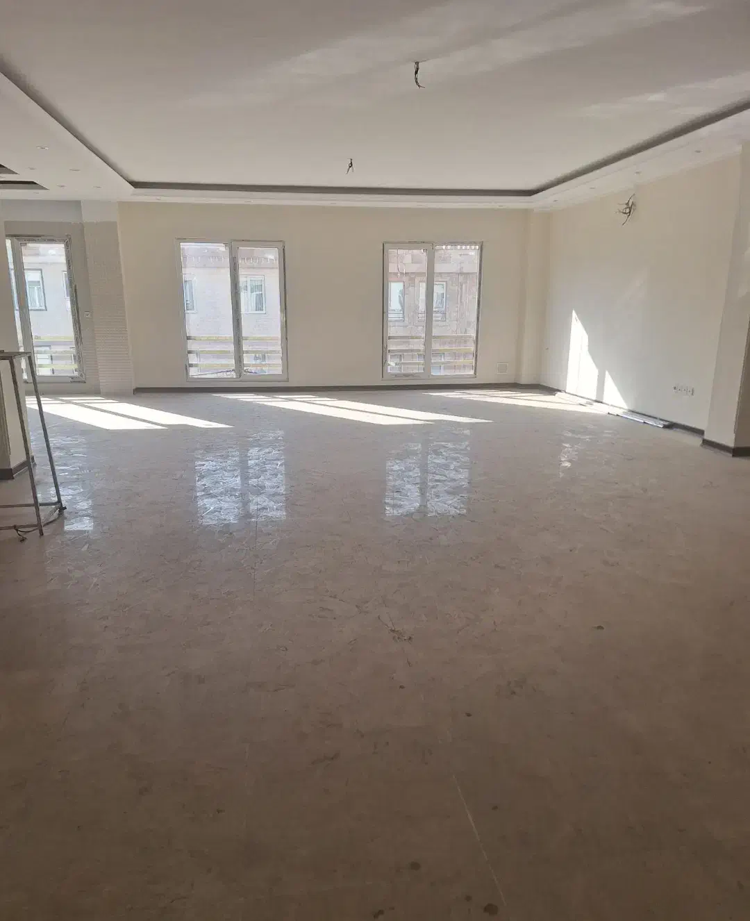 اجاره واحد 186متر کلید نخورده در سروستانها