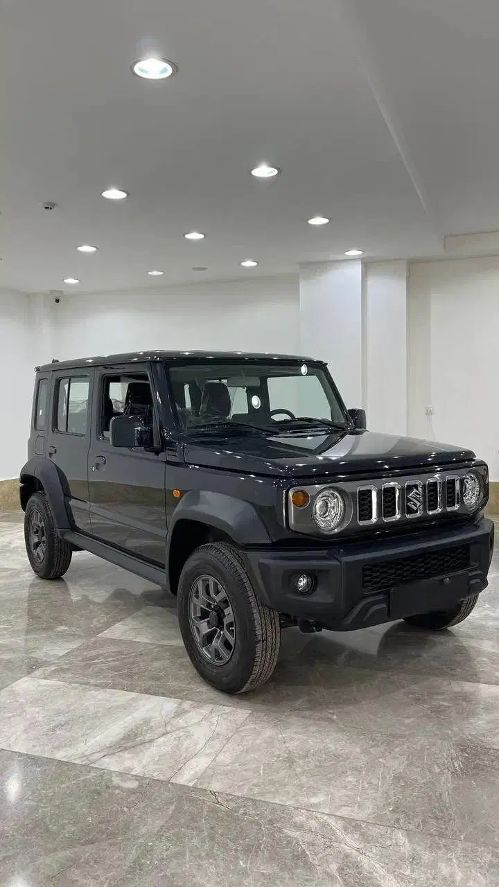 جیمنی ۵درب مشکی ۲۰۲۵|خودرو سواری و وانت|شیراز, فرهنگ شهر|دیوار