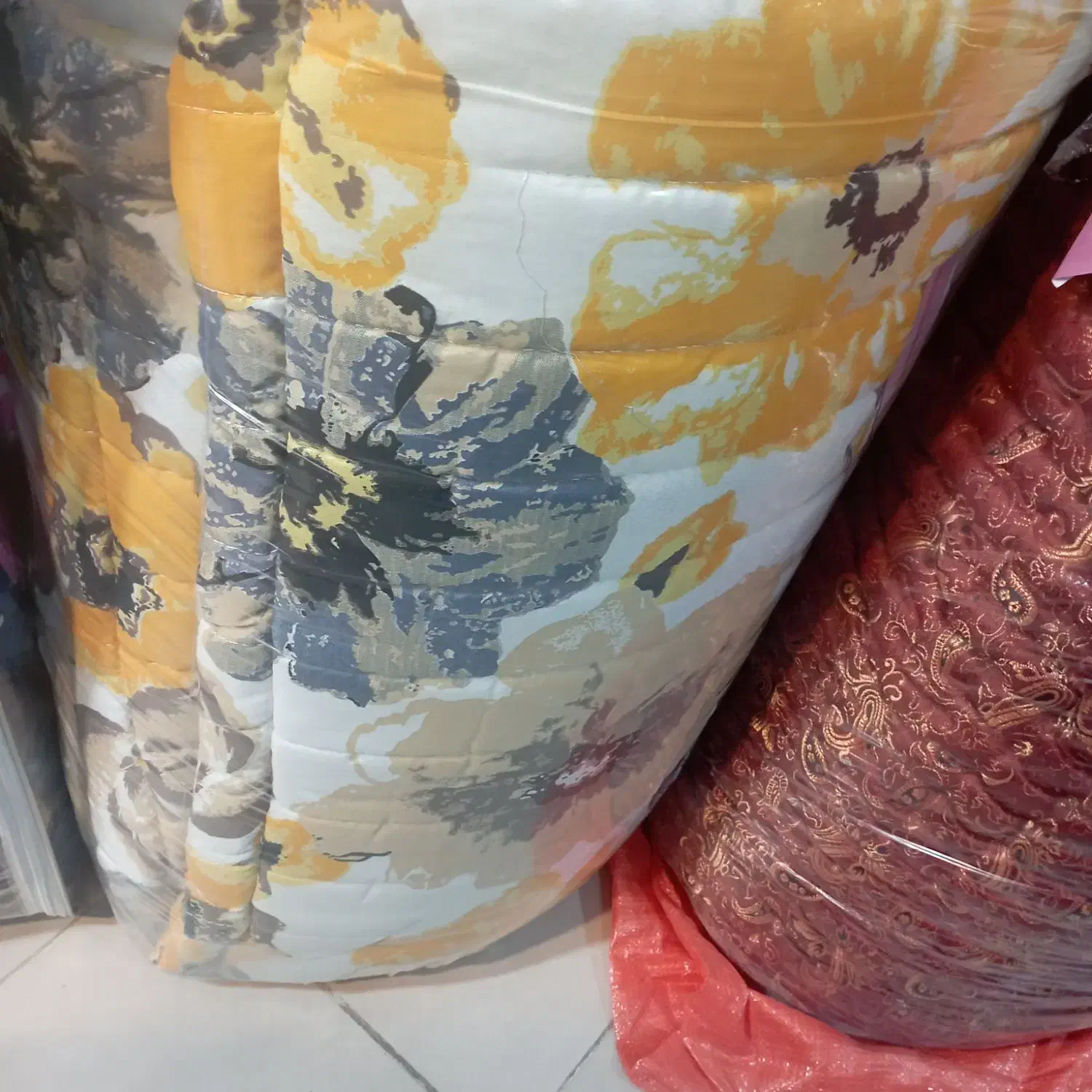 لحاف یلدا4*4 لحاف کرسی 4*4|رختخواب، بالش، پتو|اصفهان, شهرک میلاد|دیوار