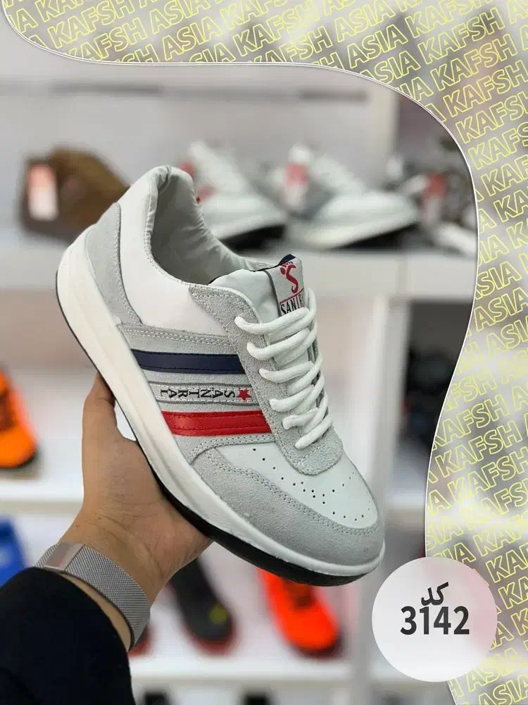 کفش کار،کفش پیاده روی|کیف، کفش، کمربند|سراب, |دیوار