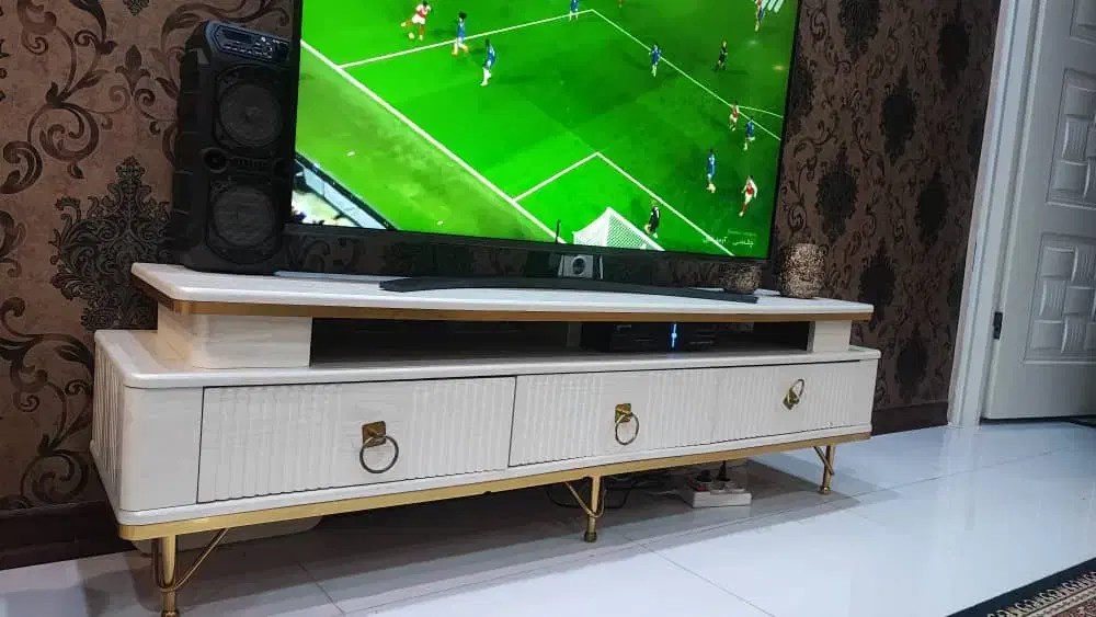 زیرتلوزیونی در حد نو|میز تلویزیون|اهواز, کوروش|دیوار