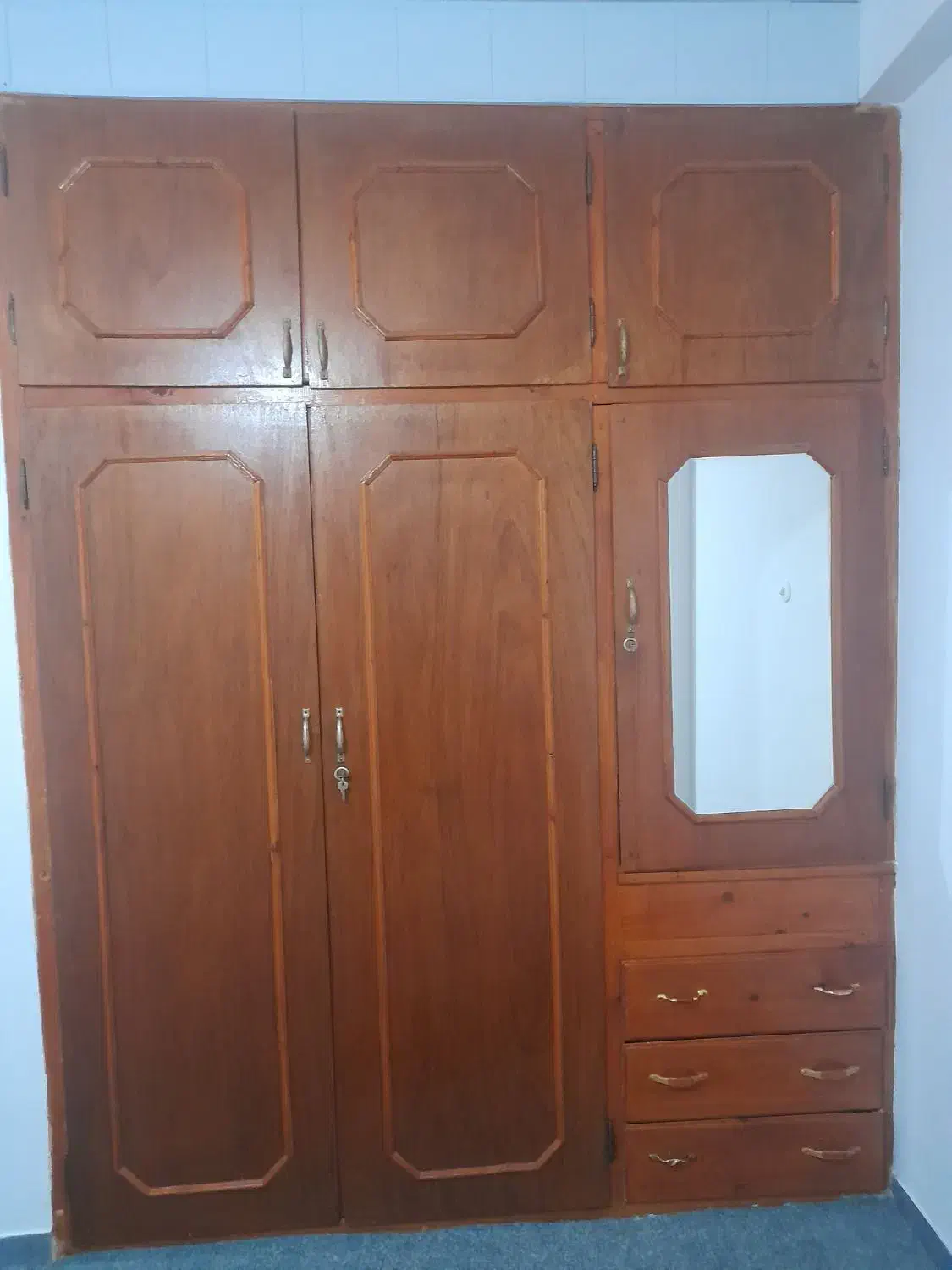 در های کمد دیواری وکشو ها. بدون چهار چوب به فروشی|جاکفشی، کمد، دراور|رحیم‌آباد, |دیوار