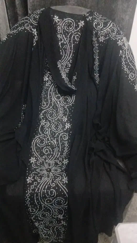 عبا شیک ومجلسی|لباس|بندر امام خمینی, |دیوار