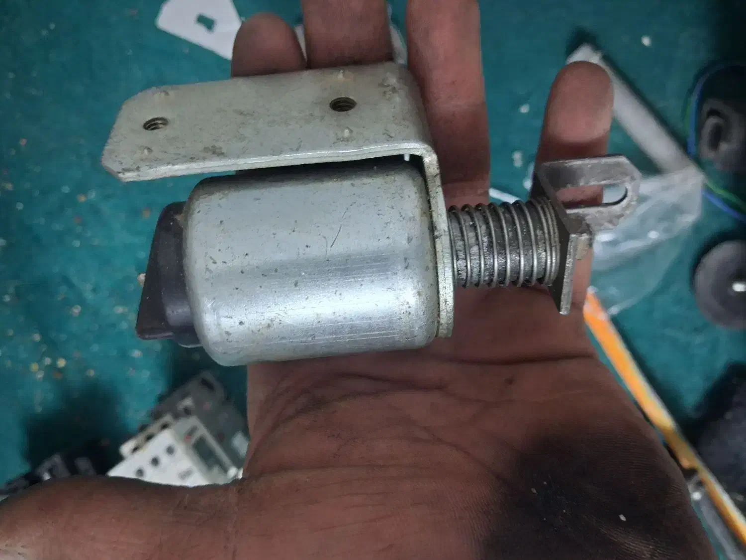 لوازم موتور وماشین|قطعات یدکی و لوازم جانبی|یزد, |دیوار