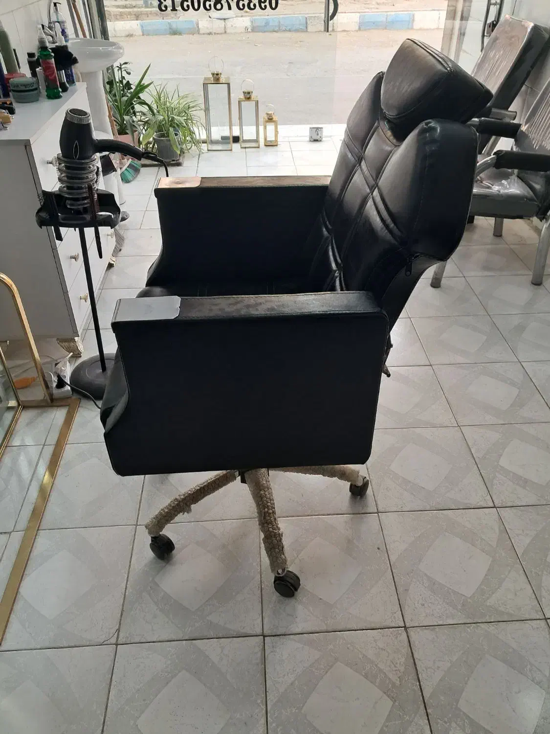 یک عدد صندلی کار سالم و تمیز درحد نو|صندلی و نیمکت|هشتگرد, سیف آباد|دیوار