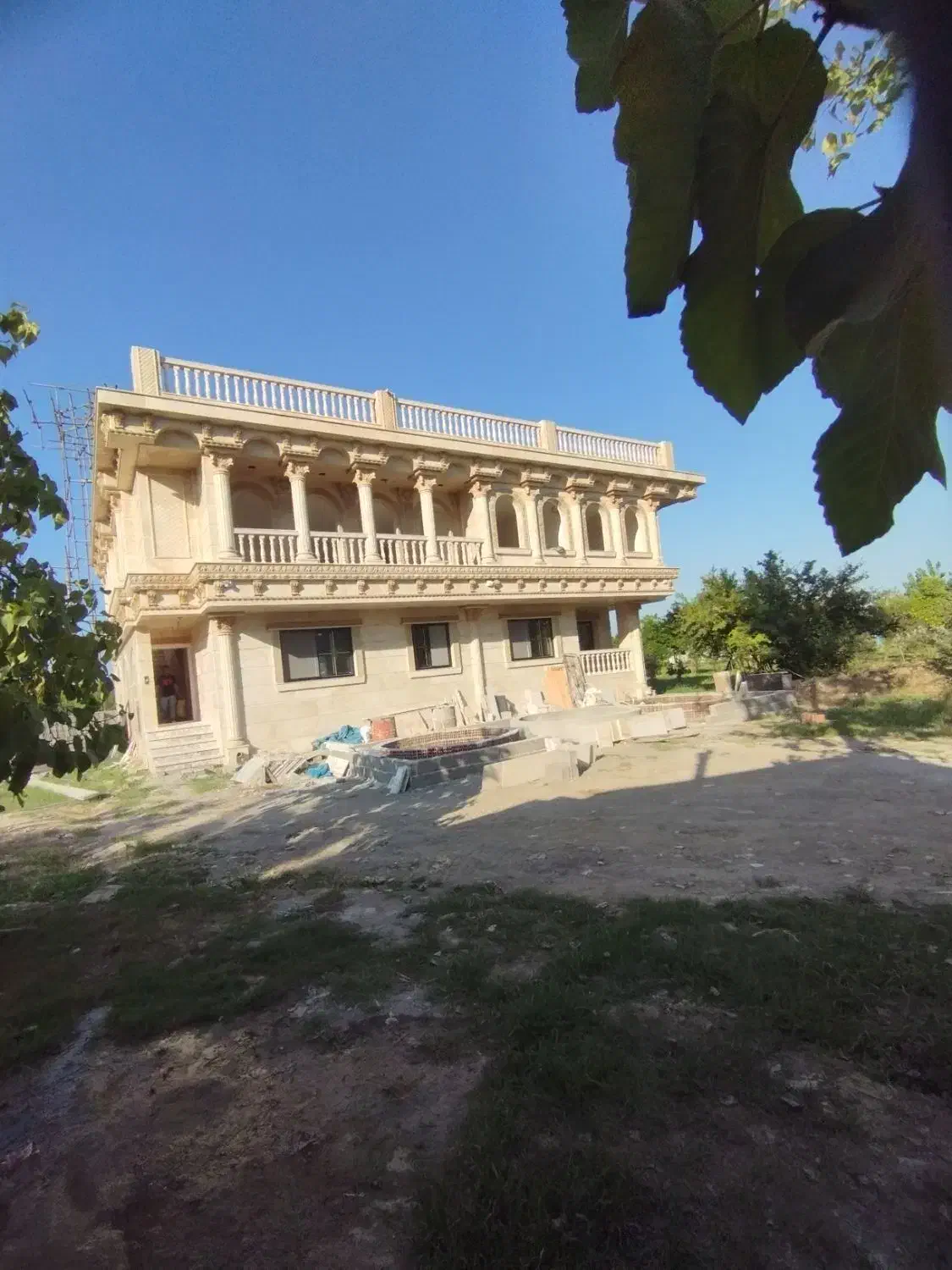 سنگ‌کاری ساختمان انجام میشود|خدمات پیشه و مهارت|رشت, امین الضرب|دیوار