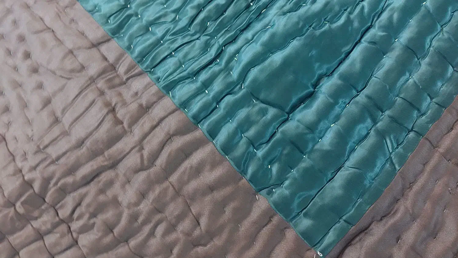 لحاف کرسی|رختخواب، بالش، پتو|قزوین, |دیوار