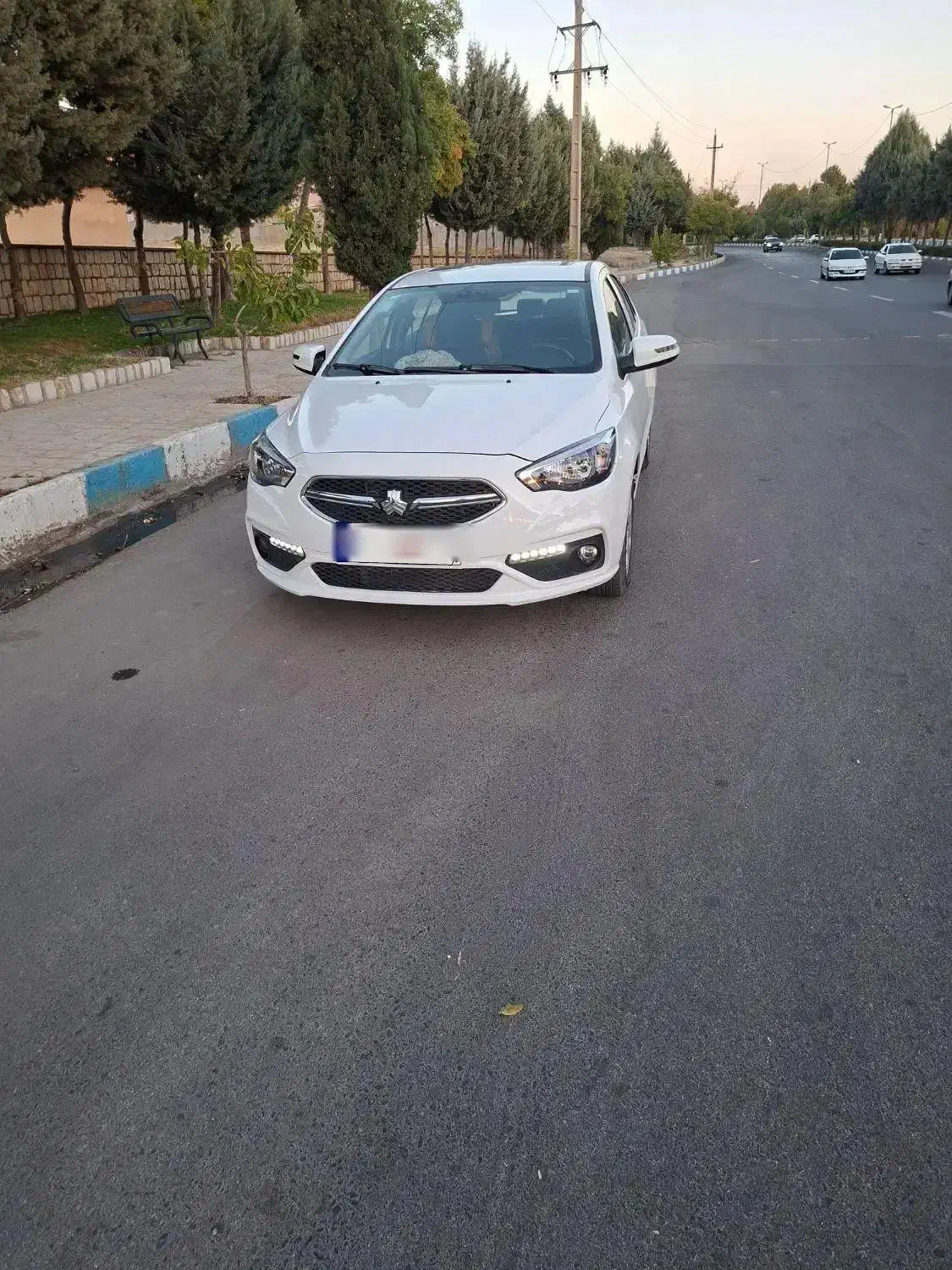 شاهین اتوماتیک مدل ۴۰۳ سانرف فول|خودرو سواری و وانت|کرمانشاه, |دیوار