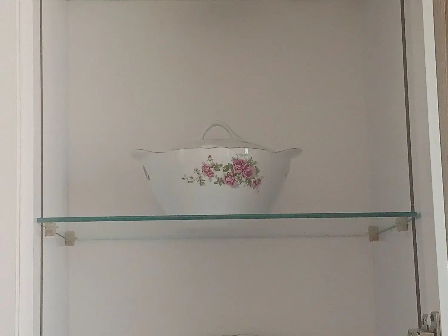 ست چینی گل سرخ|ظروف سرو و پذیرایی|کهریزک, |دیوار