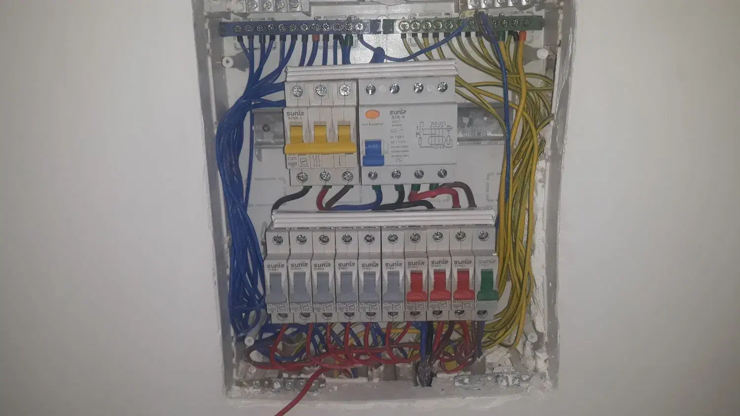 برقکاری ساختمان 0تا100|خدمات پیشه و مهارت|شوشتر, |دیوار