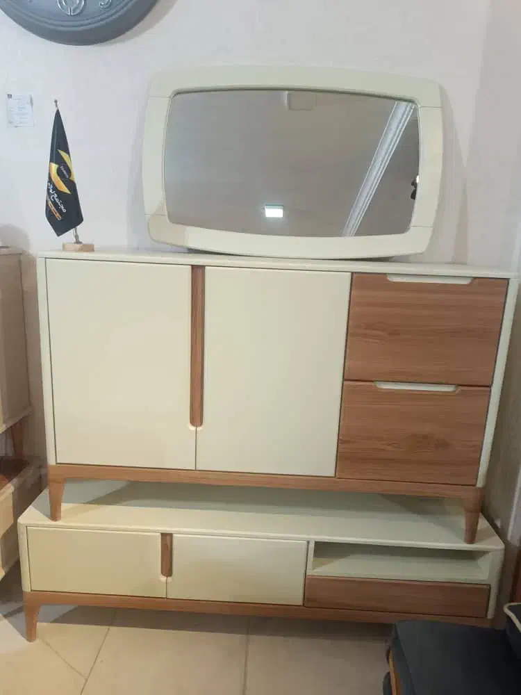 آینه کنسول های کرم گردویی مجموعه زرکالا|بوفه، ویترین، کنسول|یاسوج, |دیوار