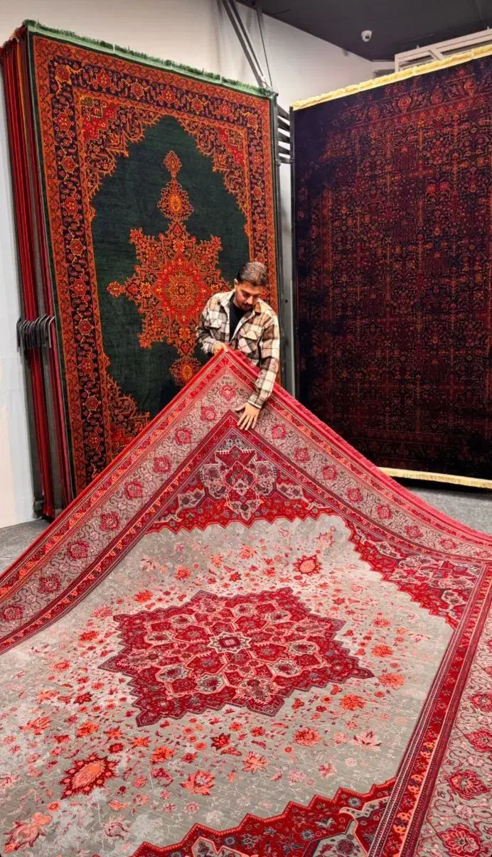 فرش لاکی۱۲۰۰ هریس مهروان جدید ۳۶۰۰ سبز|فرش|صدرا-فارس, فاز ۲|دیوار