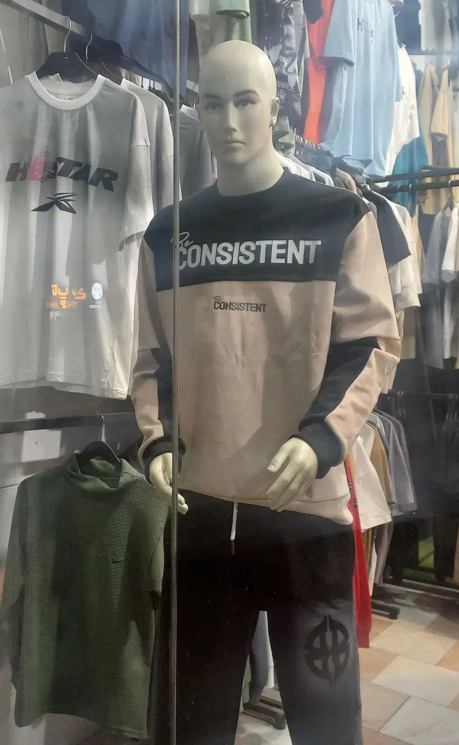 گیت ( دزدگیر) لباس، مانکن، پرو|فروشگاه و مغازه|اراک, |دیوار