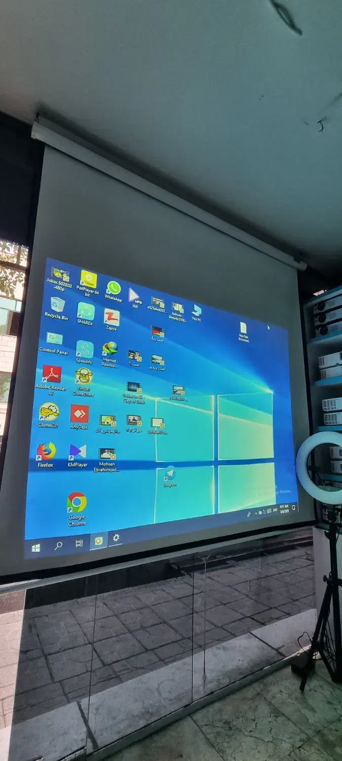 ویدیو پروژکتور/قیمت اقتصادی/یک دستگاه وهزار کاربرد|تلویزیون و پروژکتور|تهران, تهرانپارس غربی|دیوار