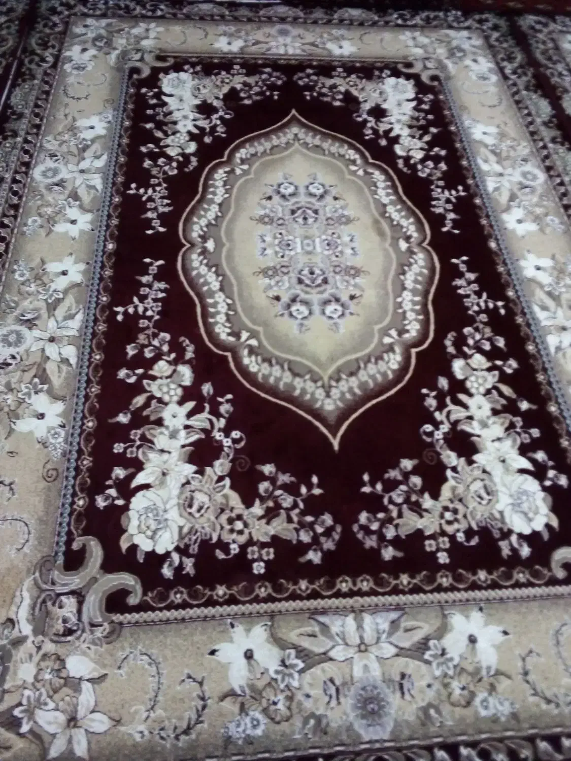 فرش ۹ متری|فرش|تربتحیدریه, رباط سفلی|دیوار