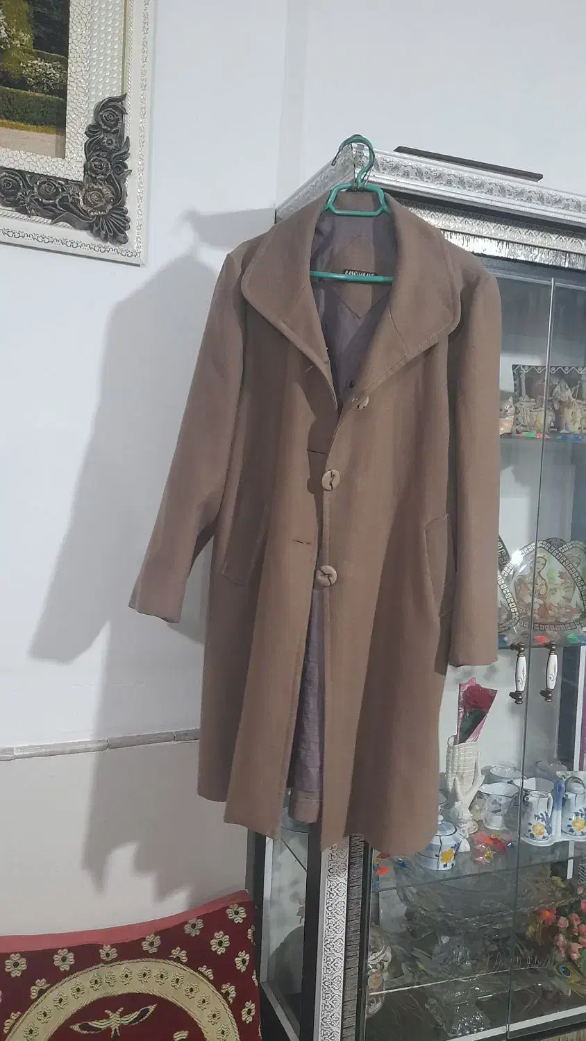 پالتو|لباس|نیشابور, مازول|دیوار