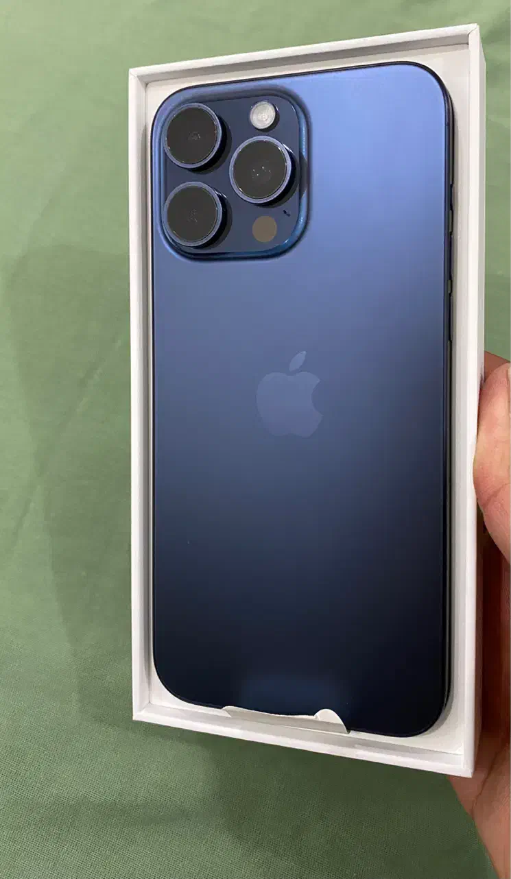 iPhone 15 Pro Max|موبایل|اهواز, نادری|دیوار