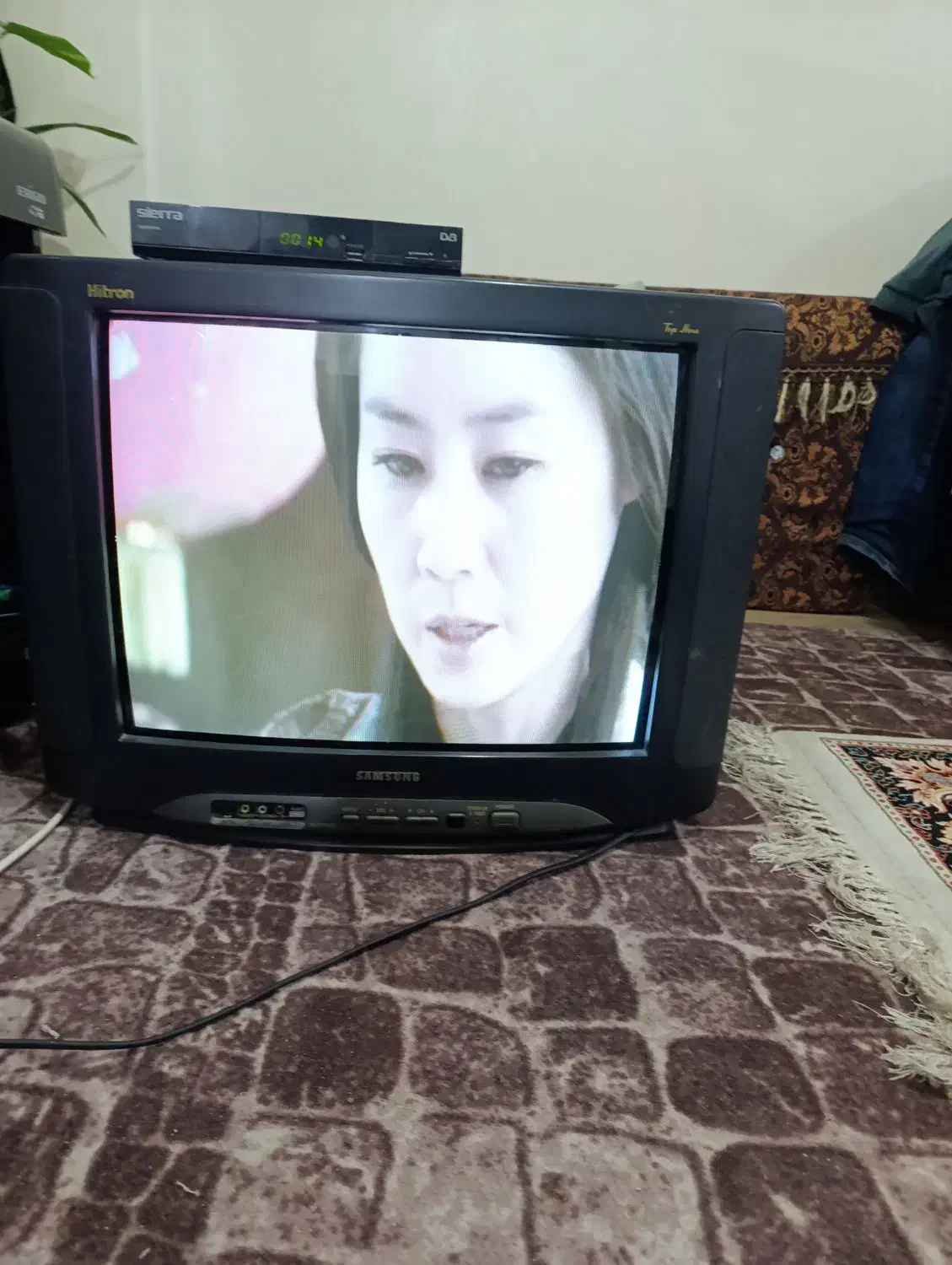 تلوزیون و دستگاه دیجیتال|تلویزیون و پروژکتور|رشت, حسین آباد|دیوار