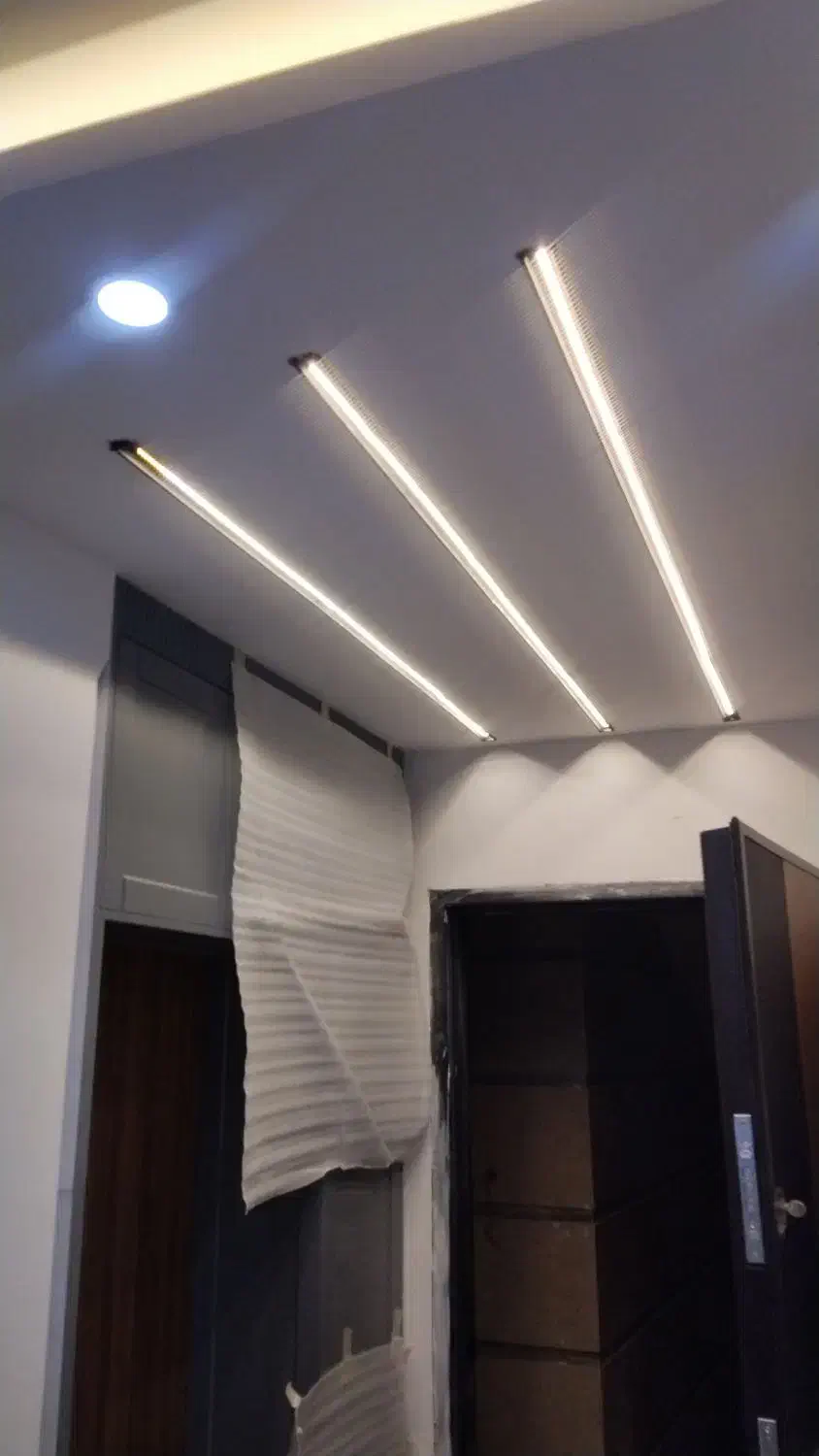 برقکاری شبکه نورپردازی لاینر دوربین صنعتی ساختمان|خدمات پیشه و مهارت|رشت, گلسار|دیوار