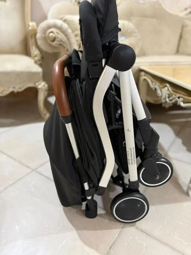 کالاسکه دوقلو خارجی|کالسکه و لوازم جانبی|تهران, آهنگران (سراسیاب دولاب)|دیوار