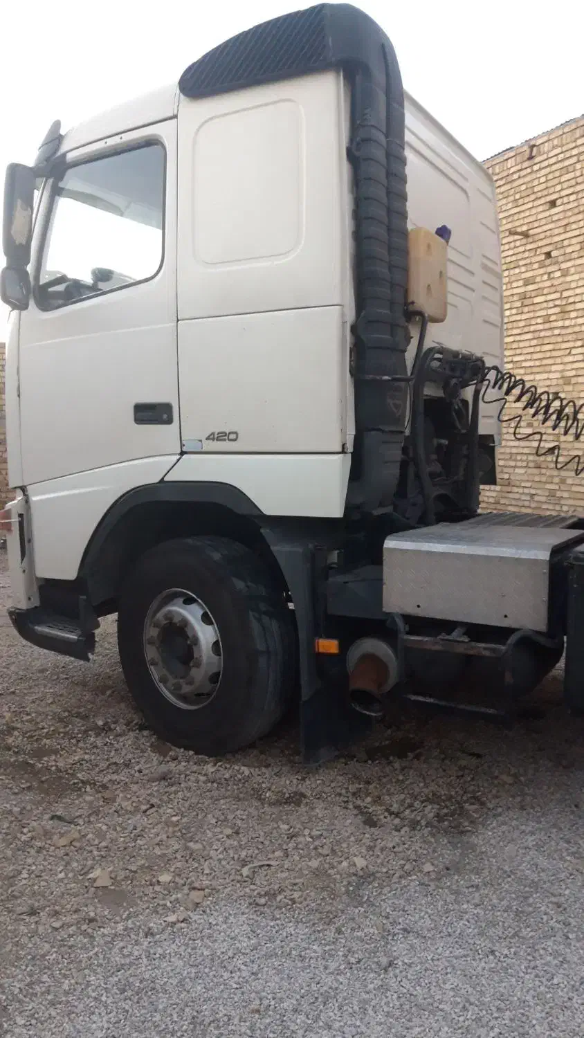 کشنده ولوو اف اچ مدل ۸۴|خودرو سنگین|فامنین, |دیوار