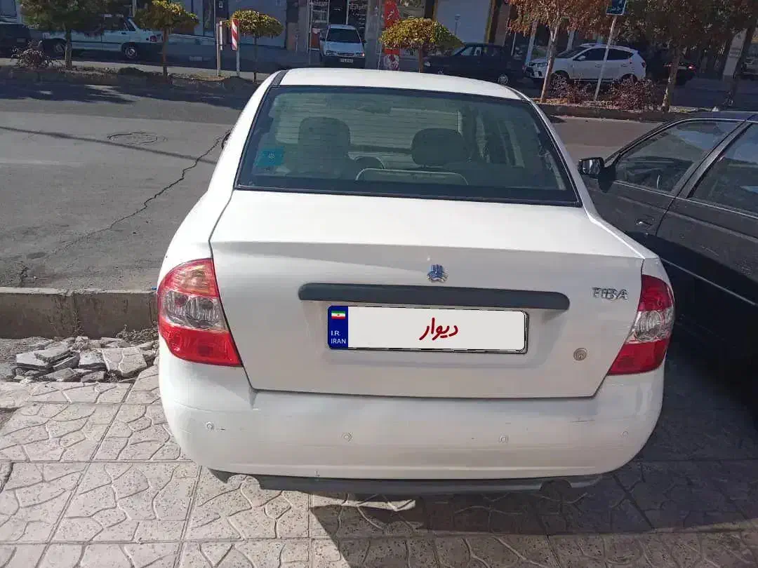 تیبا صندوقدار مدل۹۸ بیرنگ شاسی سالم|خودرو سواری و وانت|زنجان, |دیوار