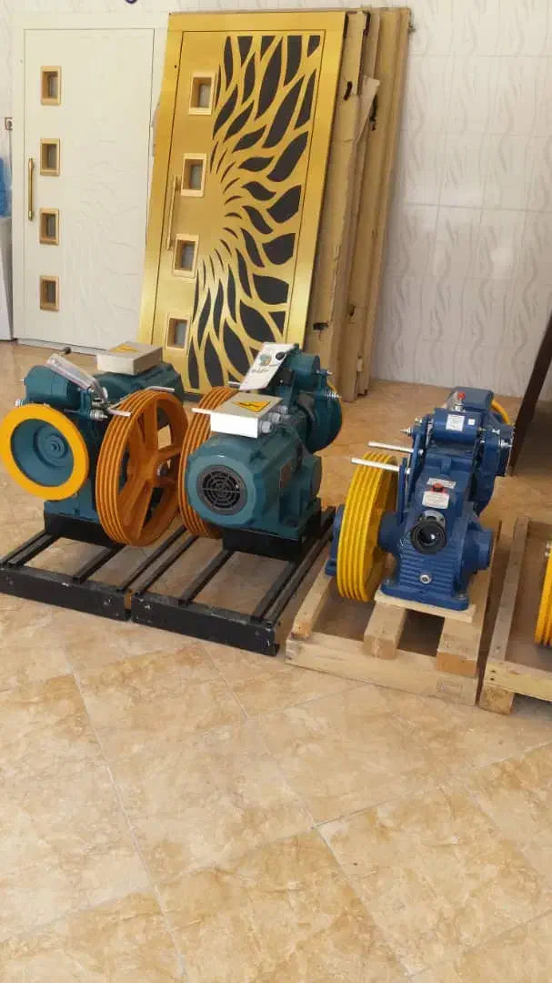 فروش و نصب انواع آسانسور و خودروبر|خدمات پیشه و مهارت|ایلام, |دیوار