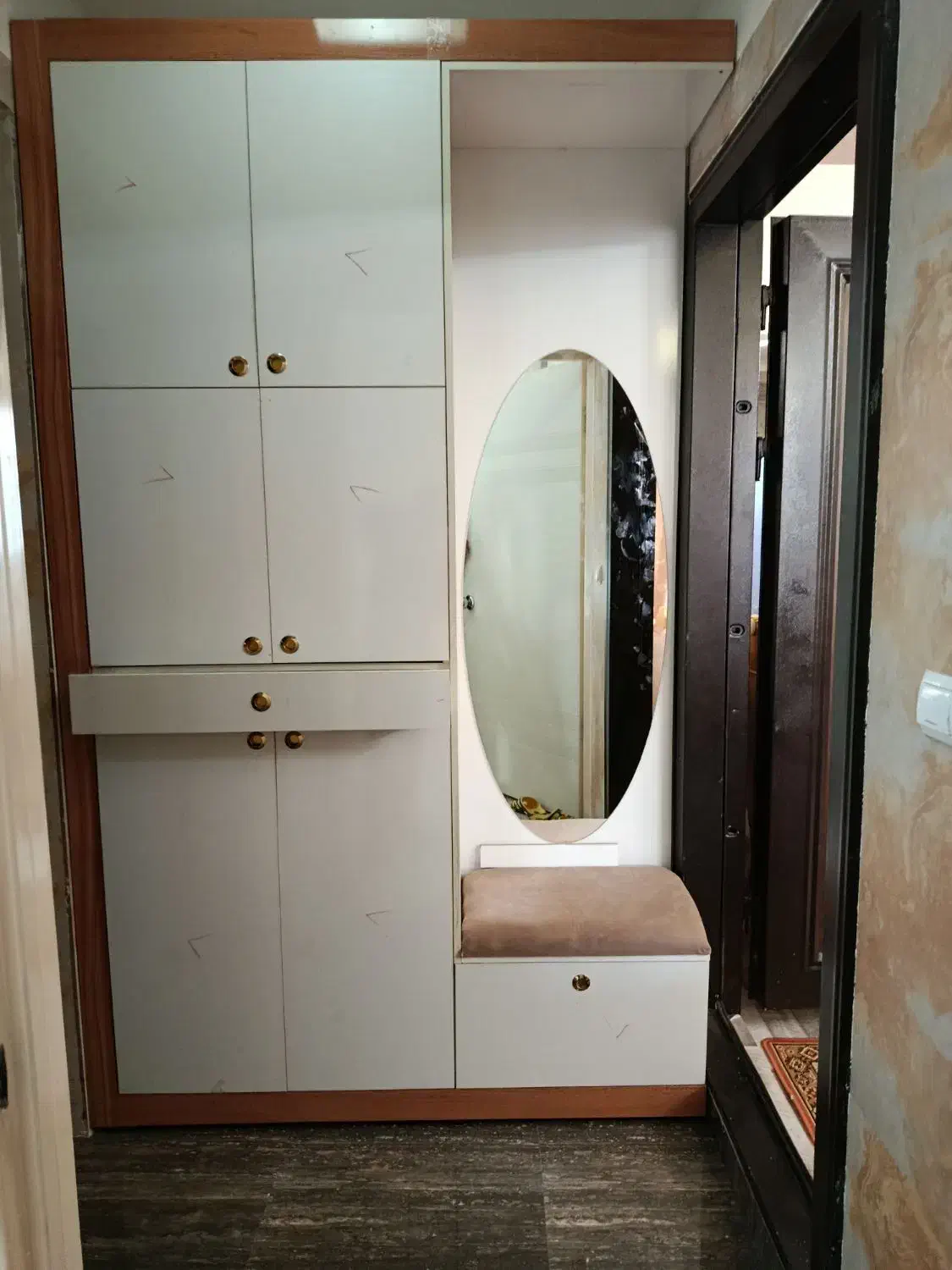 آرازکابین|خدمات پیشه و مهارت|باسمنج, |دیوار