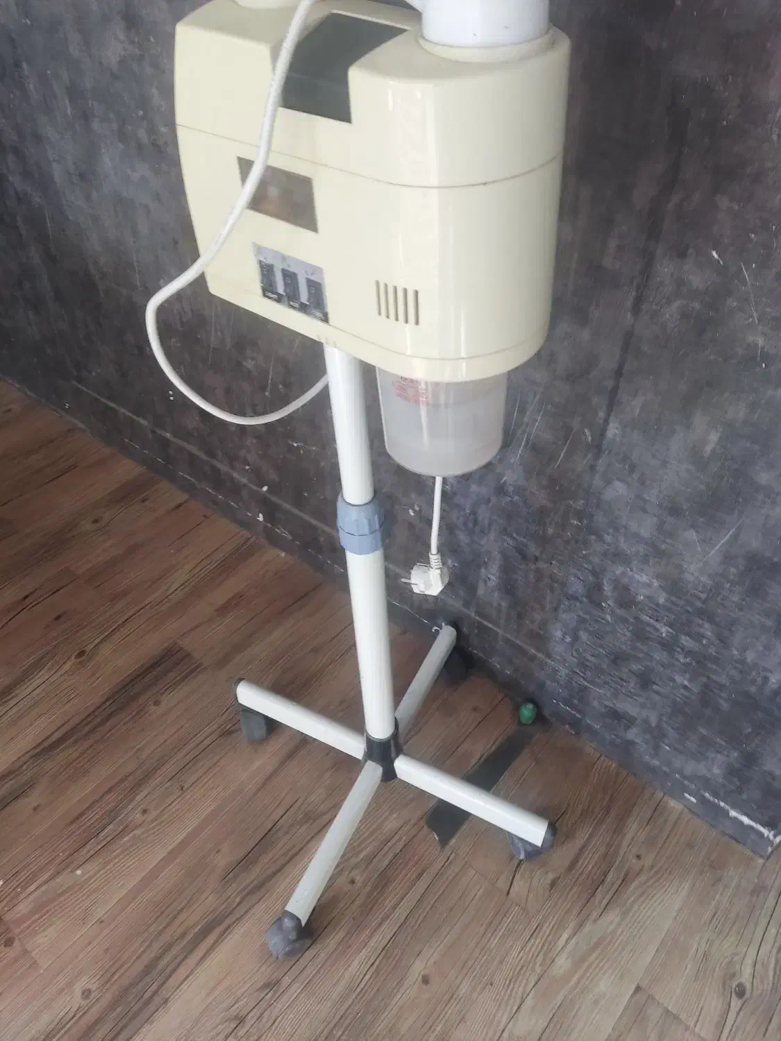 بخور گرم سرد|آرایشگاه و سالنهای زیبایی|ساری, |دیوار