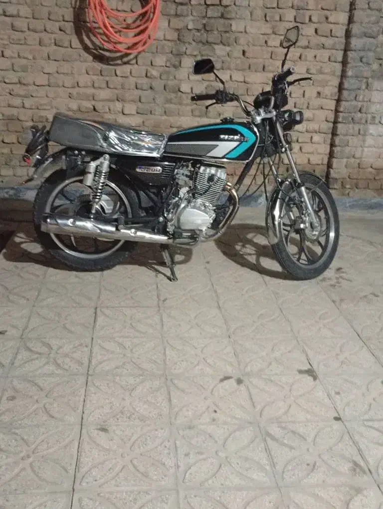 موتور۲۰۰ احسان|موتورسیکلت|خرمآباد, |دیوار