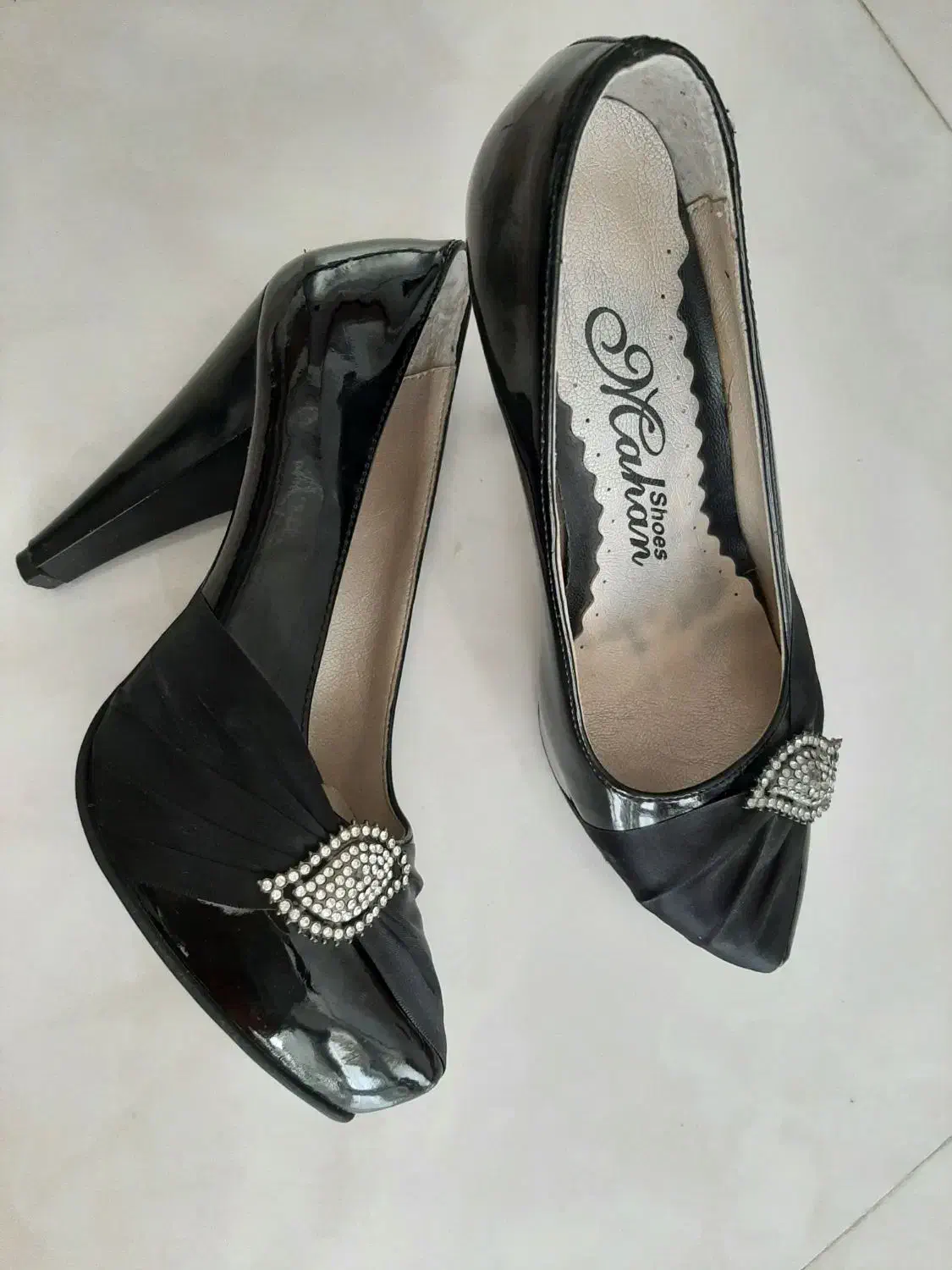 کفش از سایز 36 تا 40|کیف، کفش، کمربند|کاشان, کوی اداره گاز|دیوار