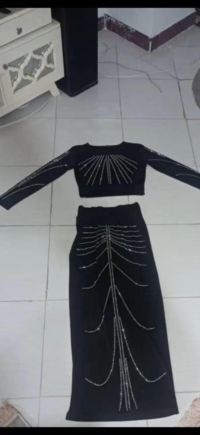 پیراهن شب|لباس|محمدشهر, محمدشهر|دیوار