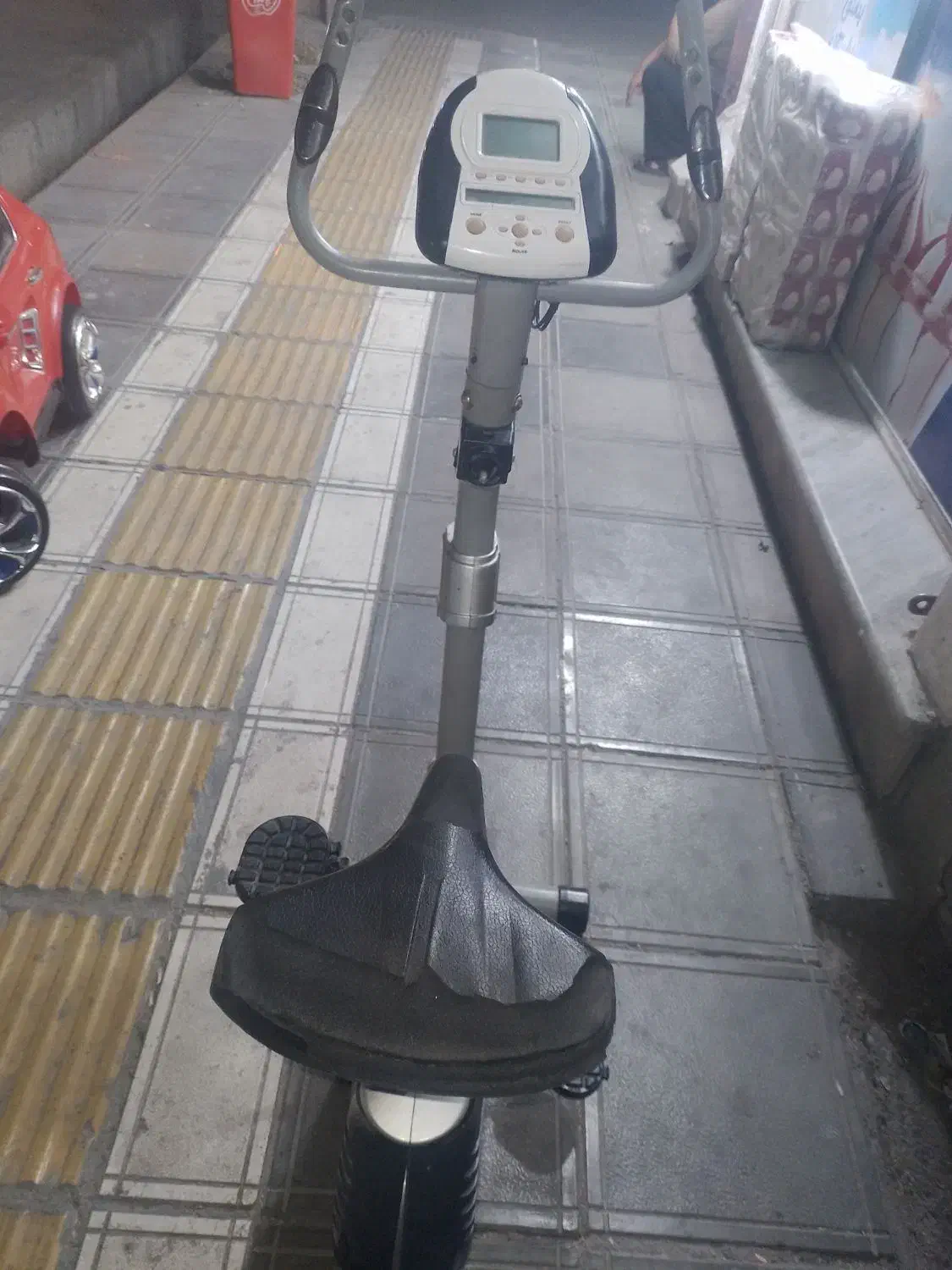 دوچرخه ثابت خانگی|تجهیزات ورزشی|قرچک, باقرآباد|دیوار