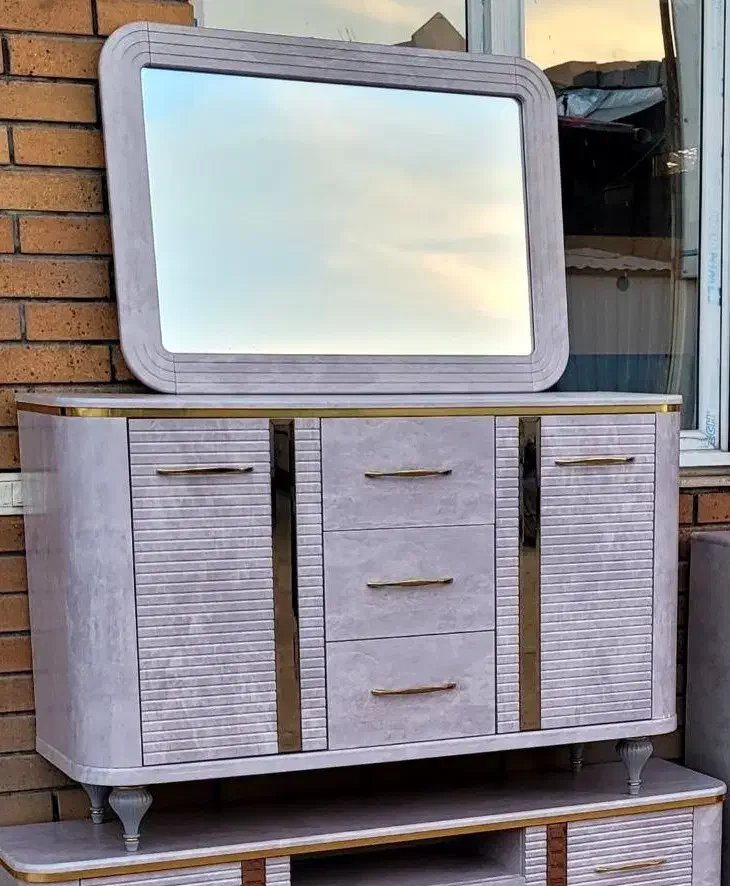 آیینه کنسول وجلومبلی|مبلمان خانگی و میز عسلی|کرج, حیدرآباد|دیوار