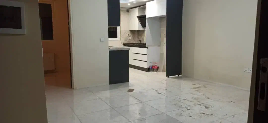 ۴۸م ۱خ ط۳ با پارکینگ منطقه۸خ حیدری ک عشقی