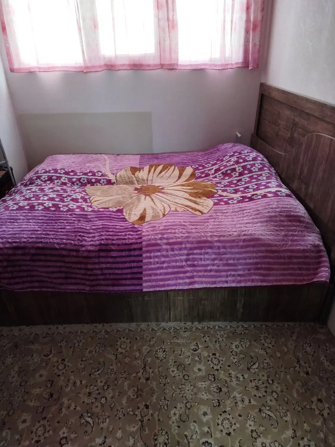 تخت دونفره|تخت و سرویس خواب|تهران, خزانه|دیوار