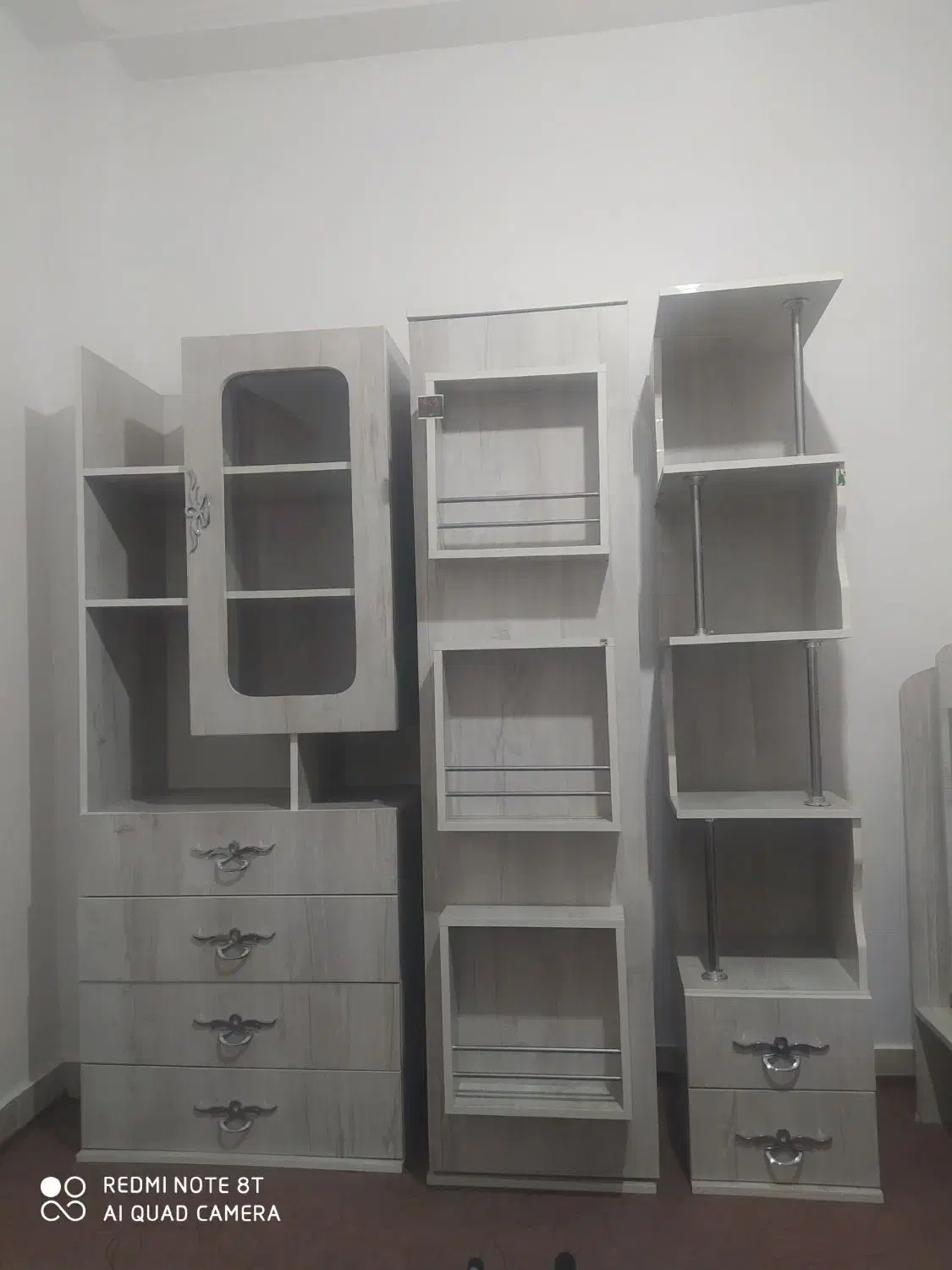 تخت و کمد بچه و نوجوان|تخت و سرویس خواب|لنگرود, |دیوار