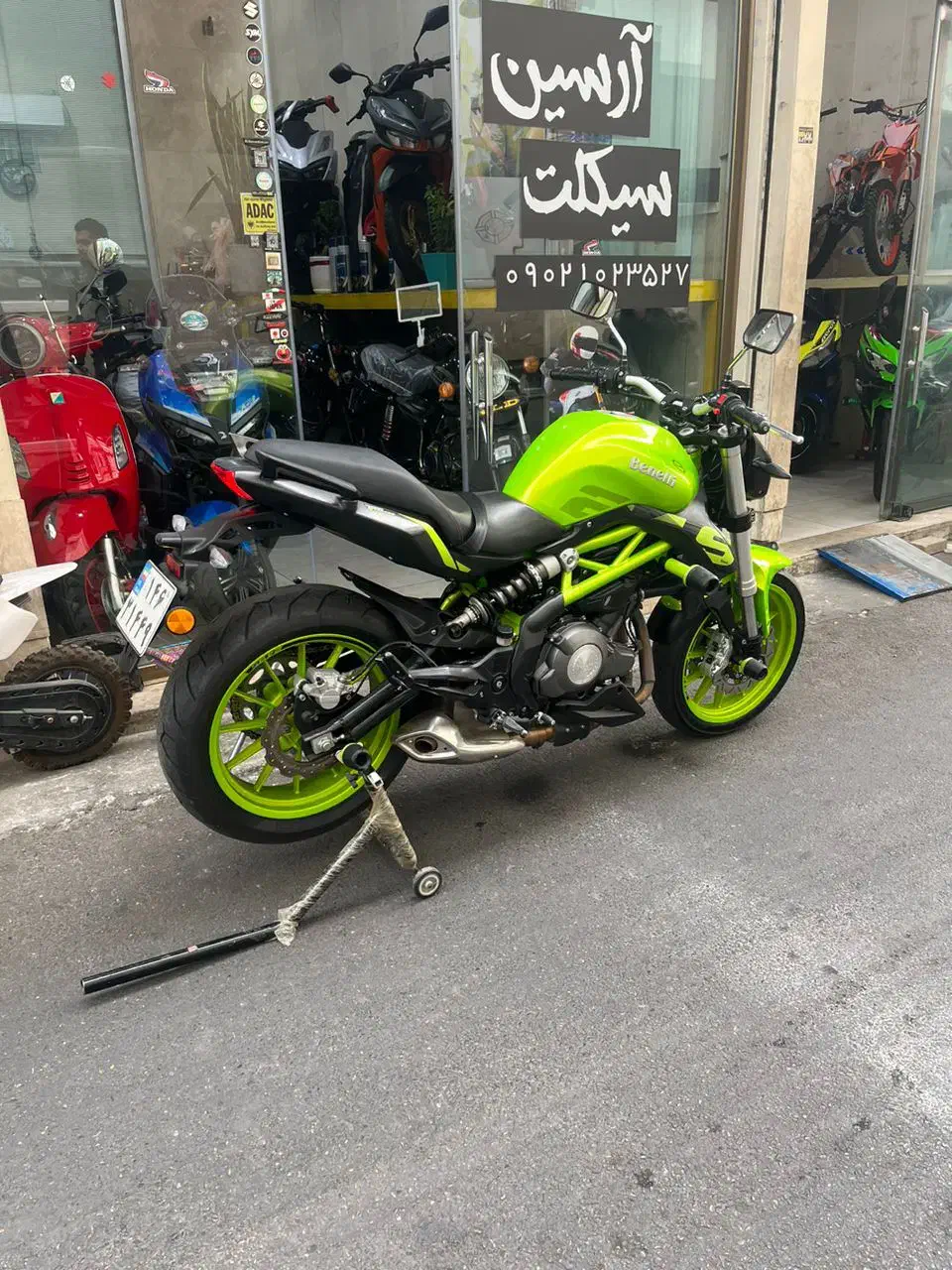 بنلی جفت ۲۵۰ سی سی ۱۴۰۰|موتورسیکلت|تهران, گمرک|دیوار