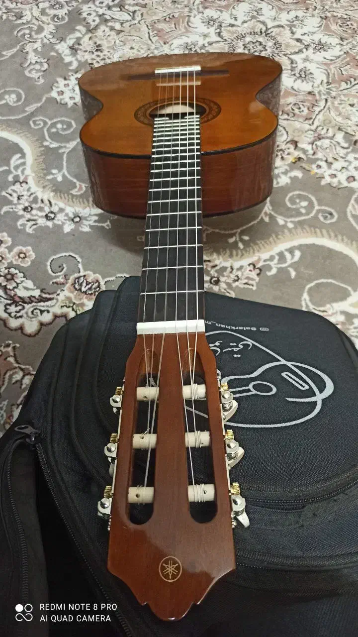 گیتار یاماها c40 اصل|گیتار، بیس، امپلیفایر|خمینی‌شهر, |دیوار